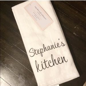 NWT set of 2 personalized towels